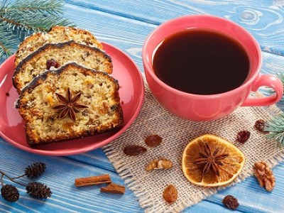 Коледни сладки вкусотии с кафе